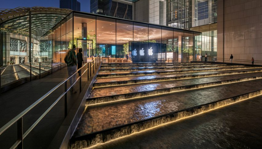 Al Maryah Island Apple Store in Abu Dhabi by Foster + Partners 