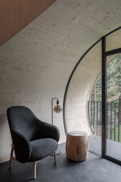 Inside Bert treehouse by Precht