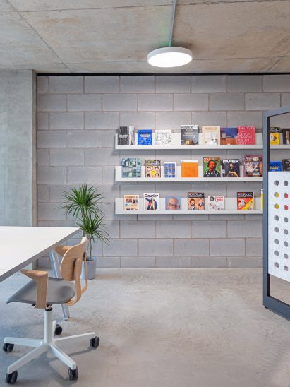 Bureau in Greenwich Design District by Roz Barr Architects