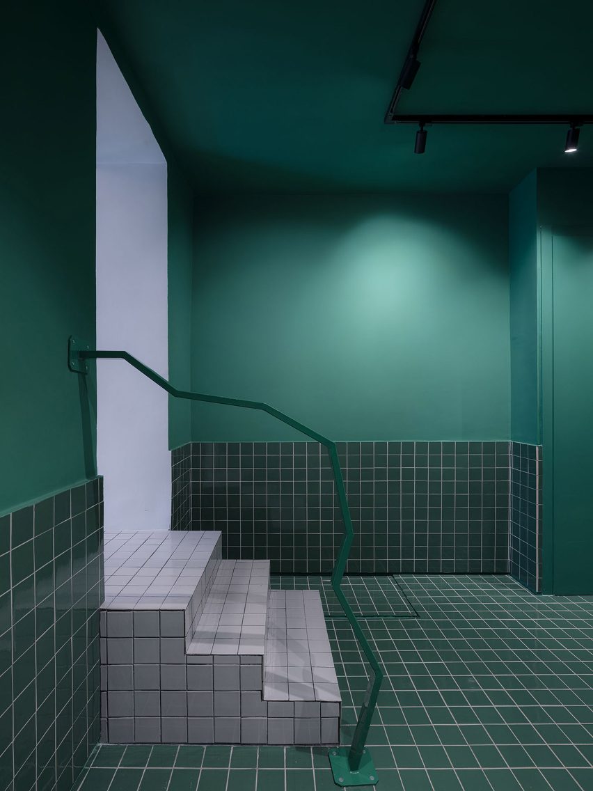 Colour-block interiors of Madrid's Cara Mela pastry shop designed by Case Antillón