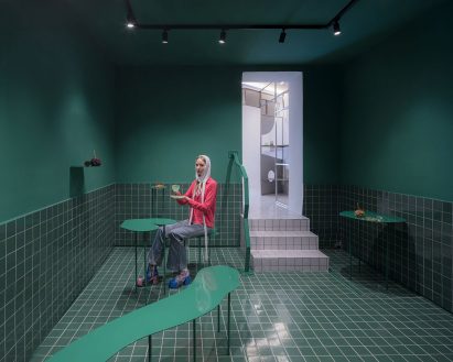 Colour-block interiors of Madrid's Cara Mela pastry shop designed by Case Antillón