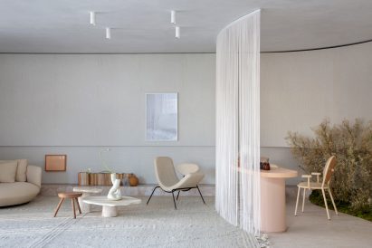 Curved elements in Casa Alma