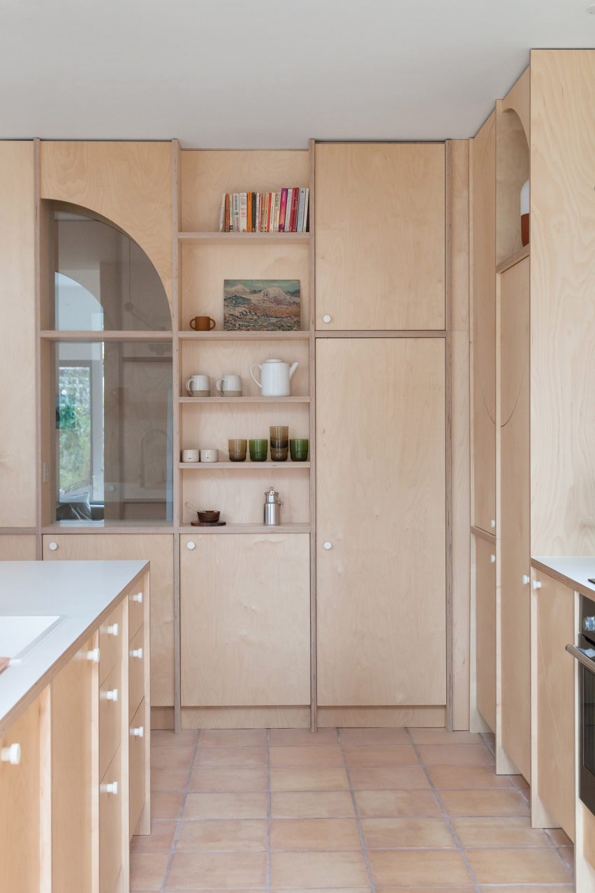 Plywood kitchen by Nimtim Architects