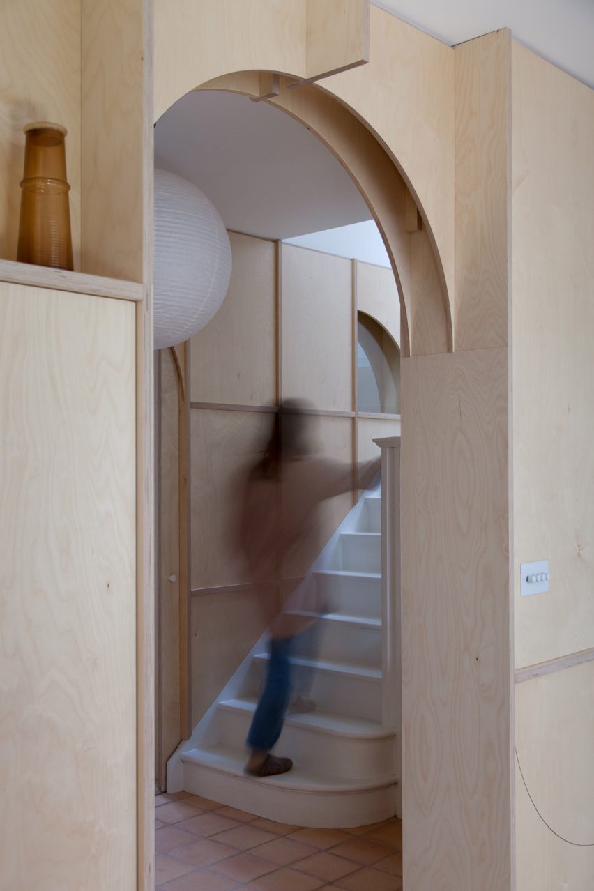 Interior of Curve Appeal by Nimtim Architects