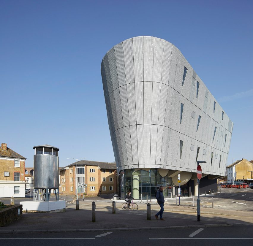 Exterior of F51 multi-storey skatepark in Folkestone by Hollaway Studio