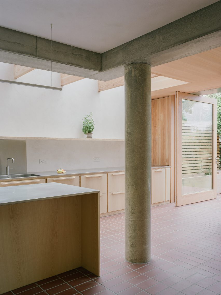 Concrete column and kitchen island in Herne Hill House extension by TYPE