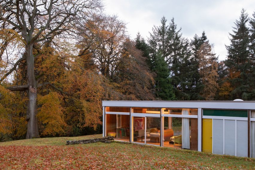 Modernist house in Scotland
