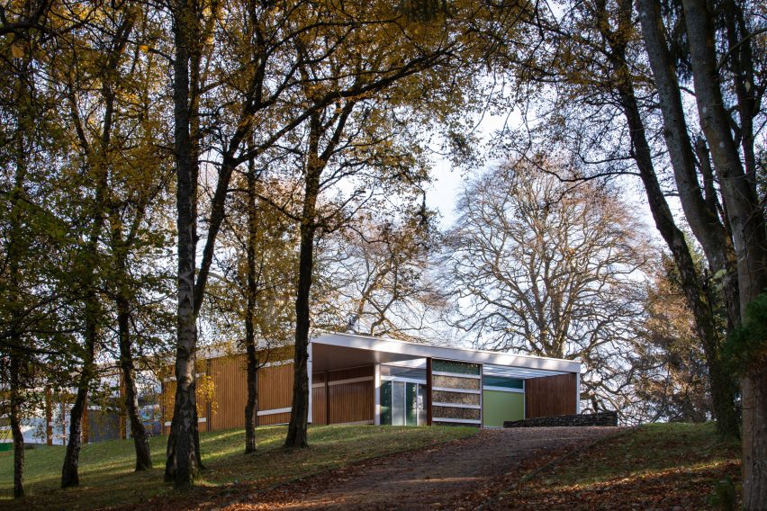 Modernist house in Scotland