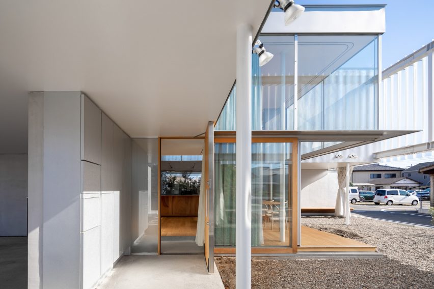 Interior of House in Yanakacho by KACH