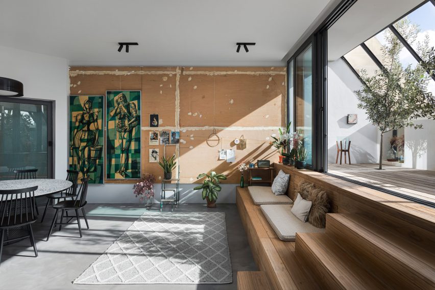 Sun terrace inside La Serenissima house by Valentino Architects