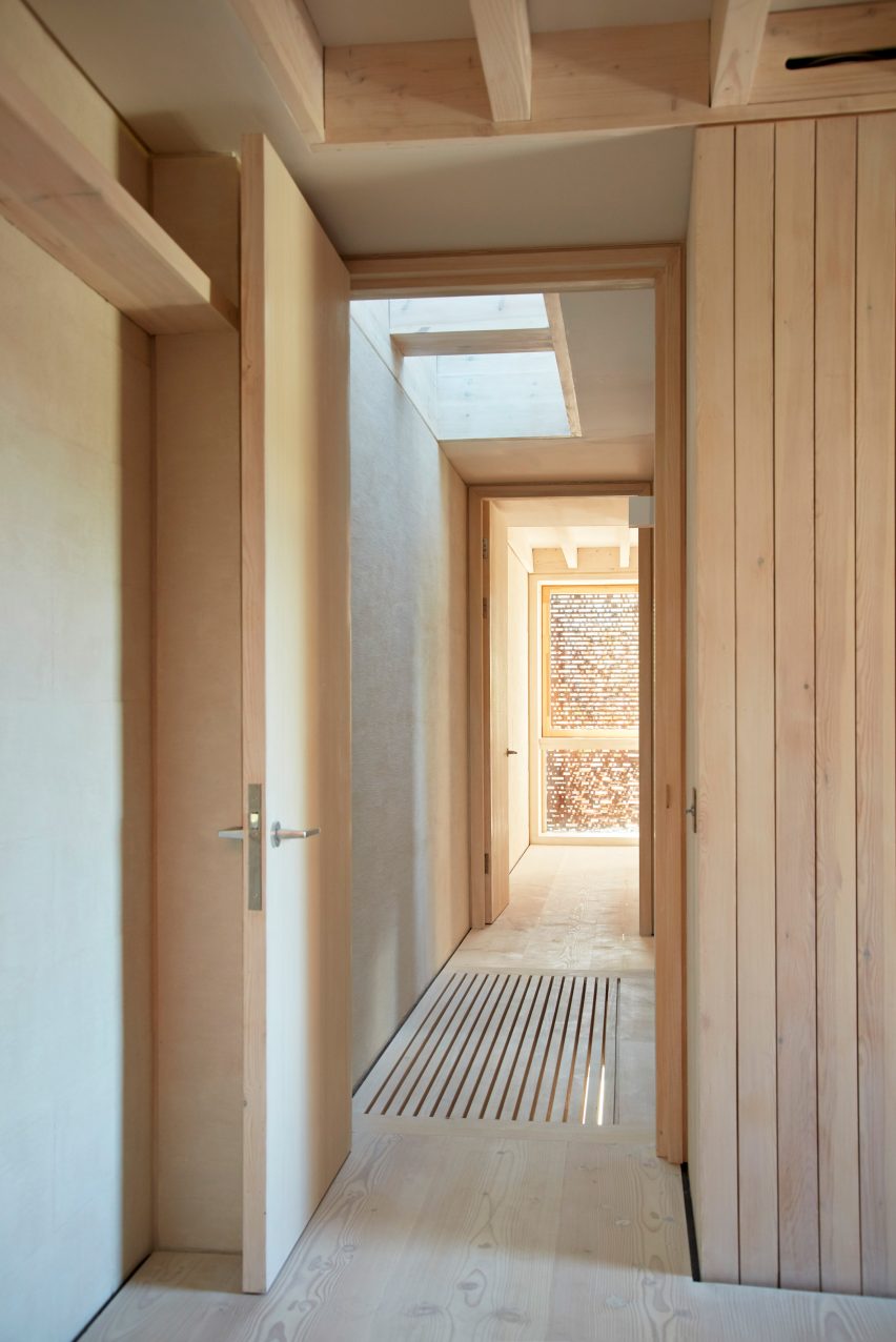 Wood-lined landing