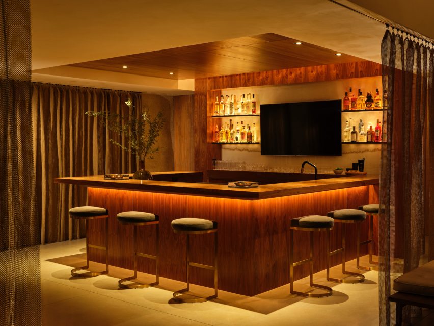 Madison Desert Club