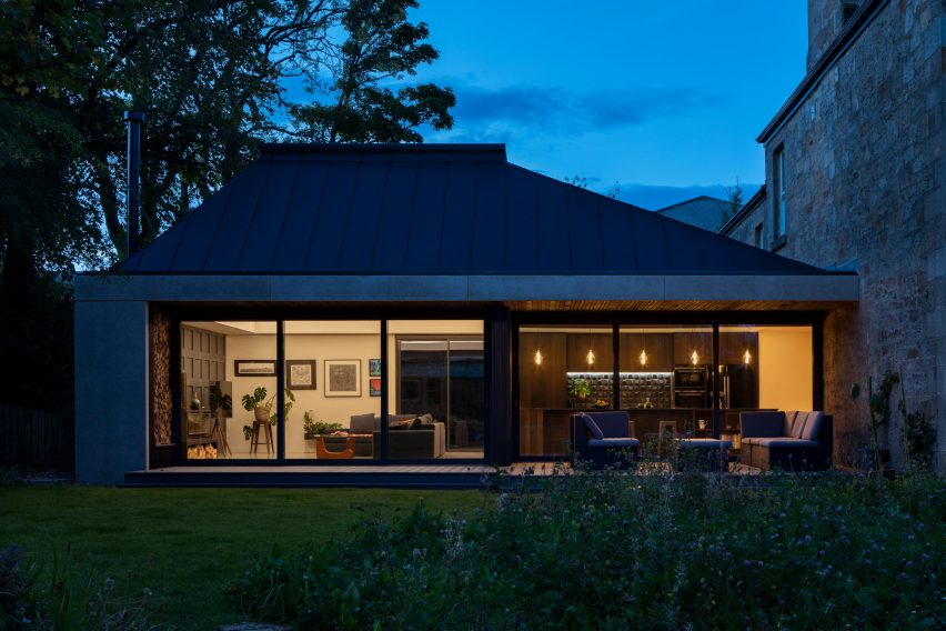 Maker's House by Loader Monteith Architects