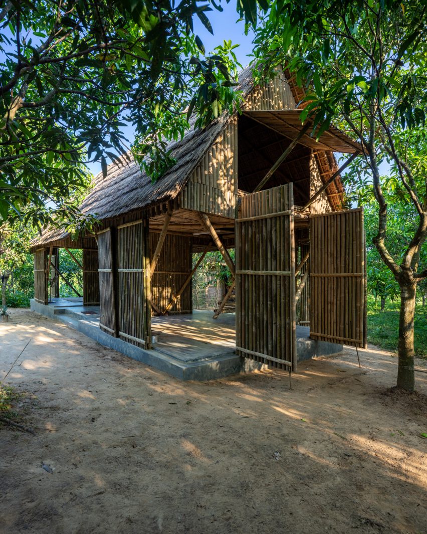 Khudi Bari house with high floors
