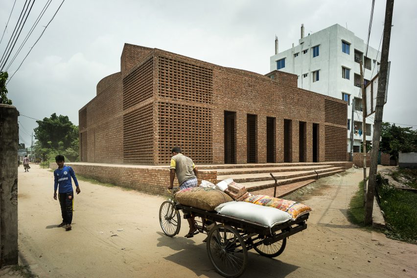Bait Ur Rouf Mosque by Marina Tabassum