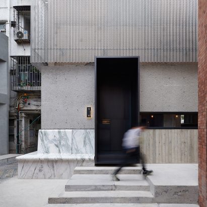 Neri&Hu adds mesh-clad guesthouse to Shenzhen urban village