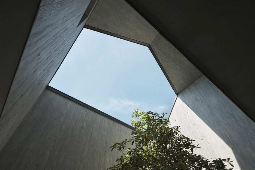 House of Remembrance is a home in Singapore that was designed by Neri&Hu