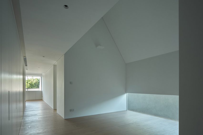 House of Remembrance is a home in Singapore that was designed by Neri&Hu
