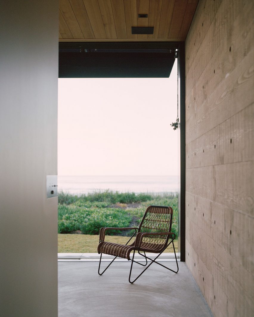 Bilgola Beach House is a seaside house by Olson Kundig Architects