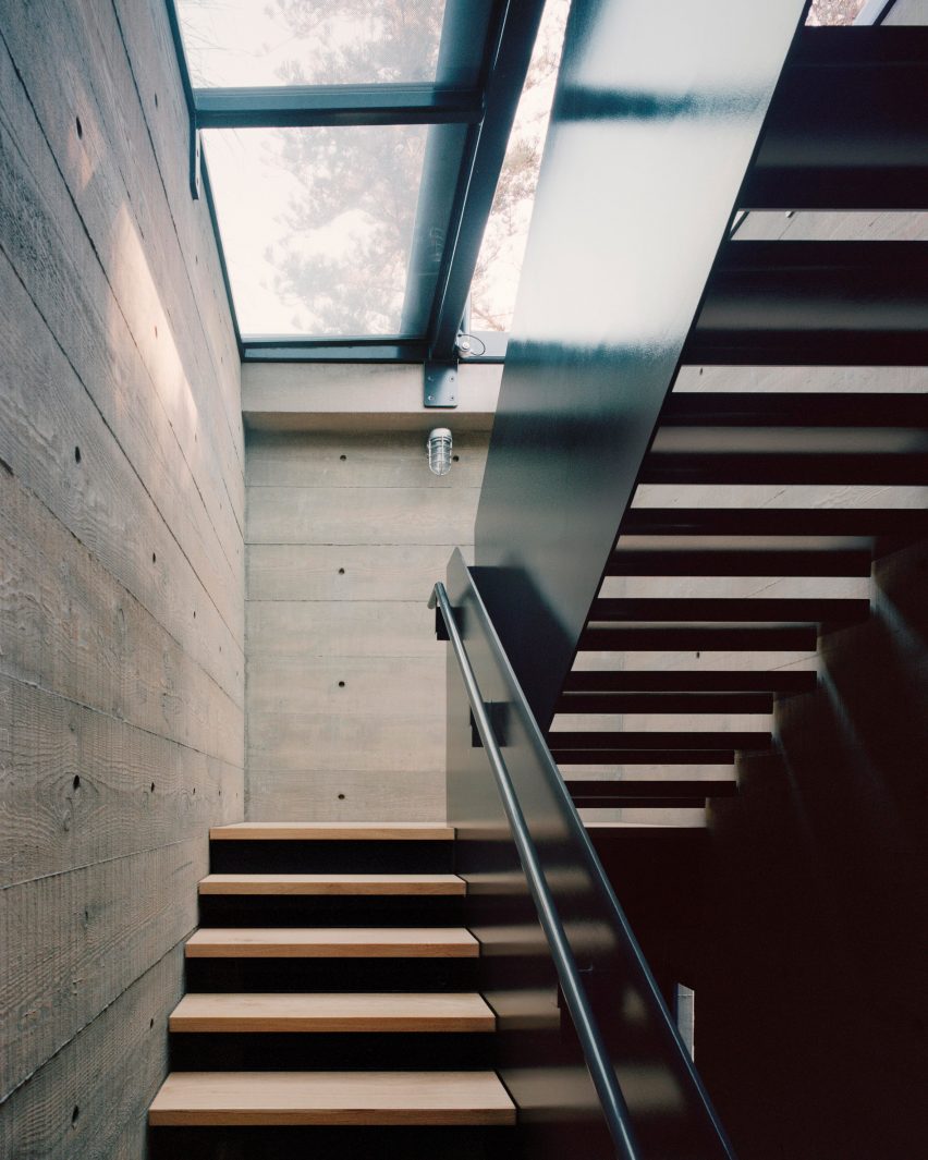 Bilgola Beach House is a seaside house by Olson Kundig Architects