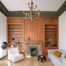 Living room in Passeig de Grácia apartment by Jeanne Schultz