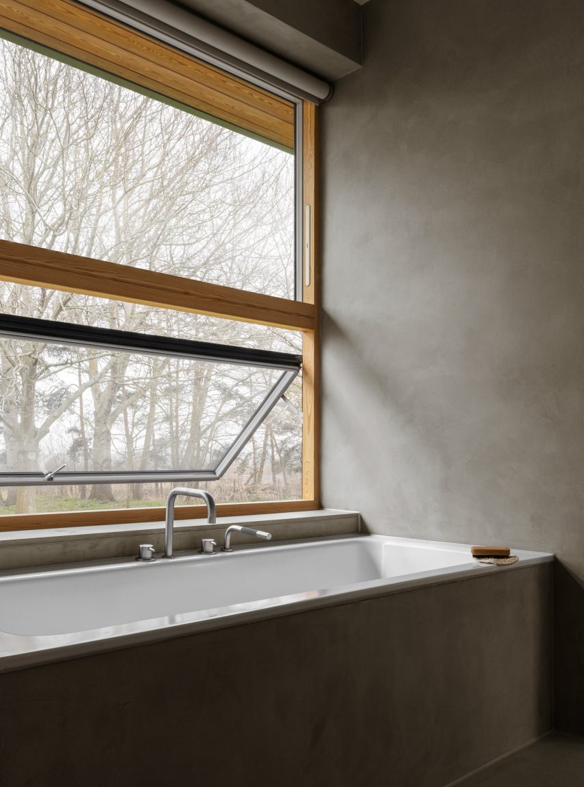 Grey bathroom