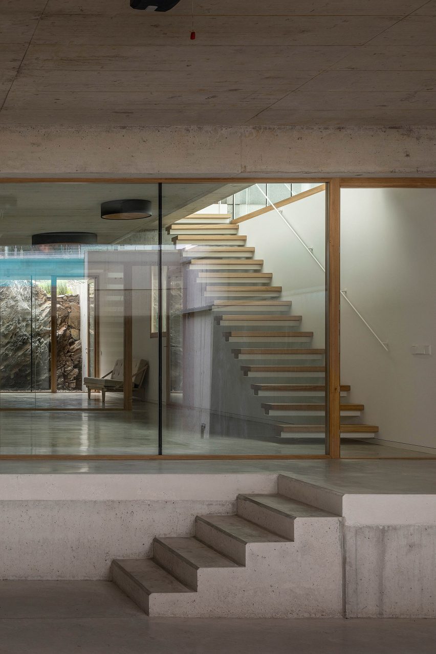 Interior of Spanish house by Marià Castelló and José Antonio Molina