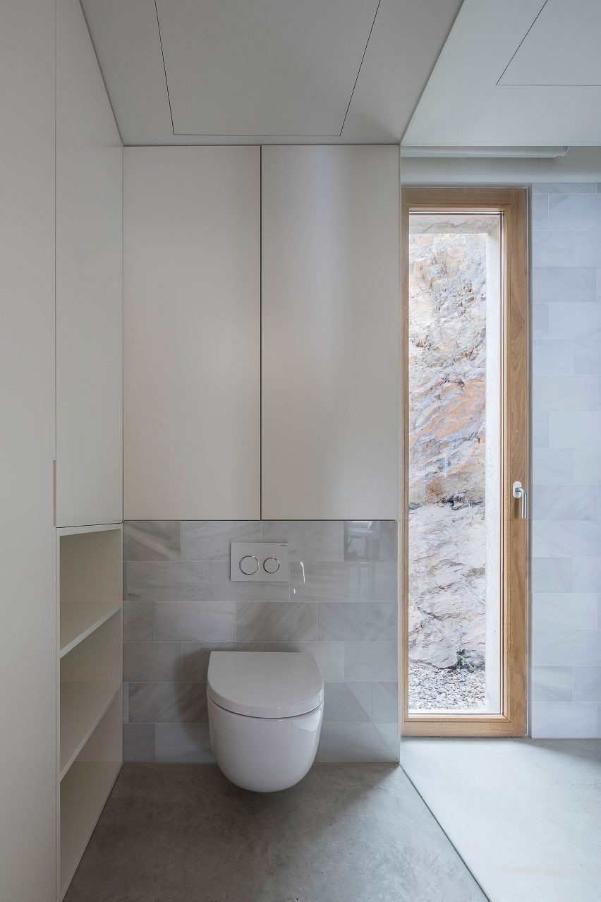Interior of Spanish house by Marià Castelló and José Antonio Molina