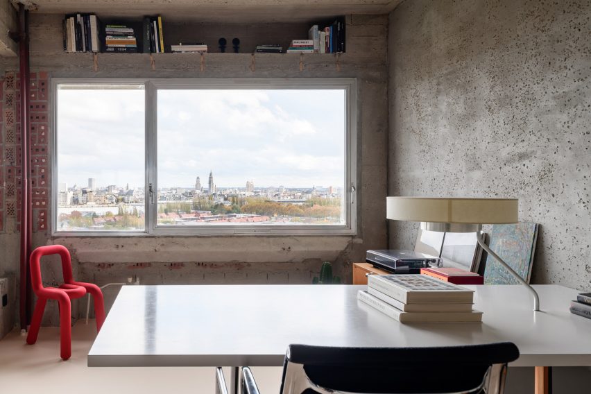 Apartment in Riverside Tower in Antwerp