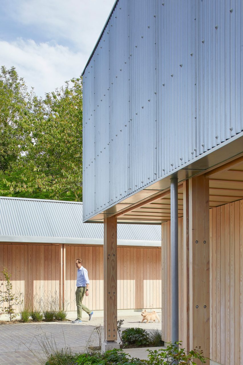 The Alice Hawthorn is a pub and guest accommodation that was designed by De Matos Ryan