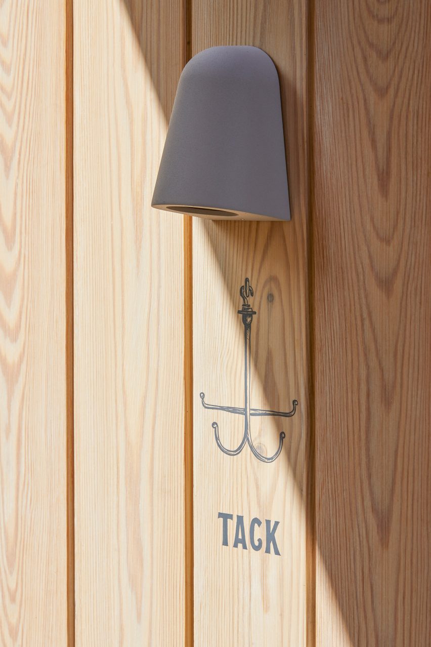 The Alice Hawthorn is a pub and guest accommodation that was designed by De Matos Ryan