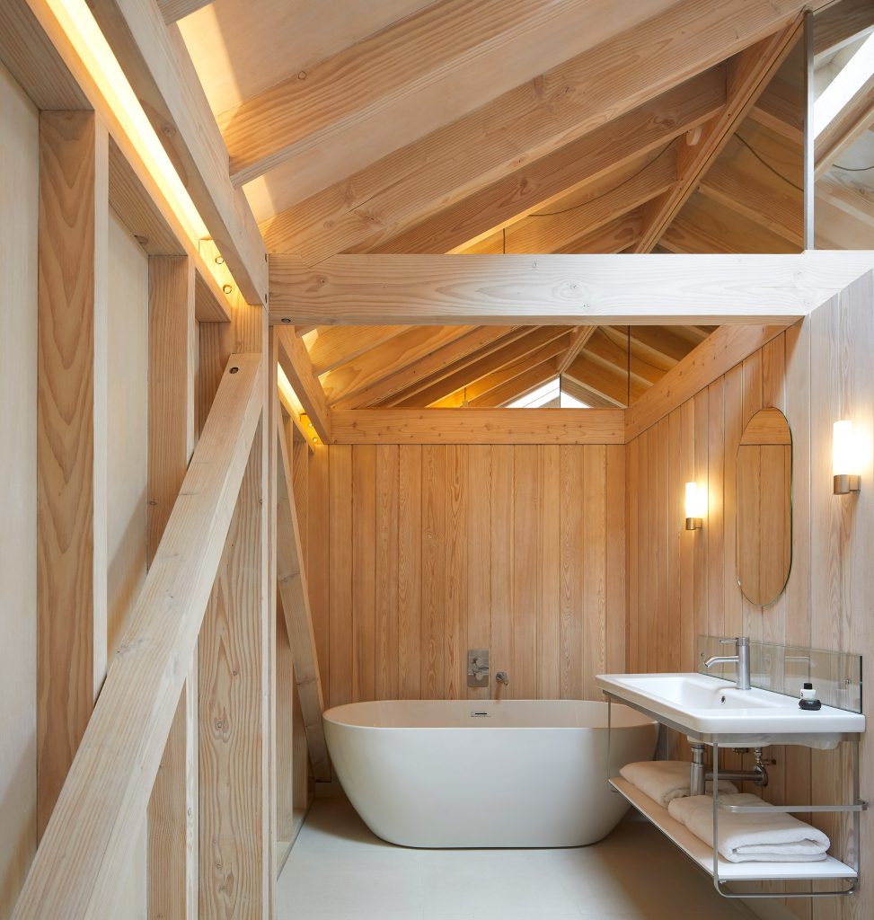 The Alice Hawthorn is a pub and guest accommodation that was designed by De Matos Ryan