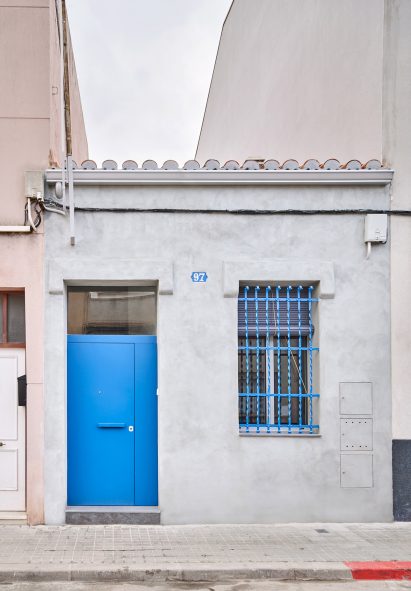 Front facade of 105JON in Barcelona