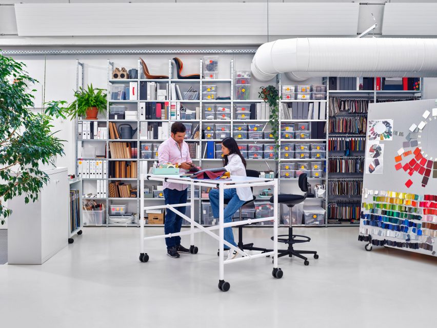 Comma furniture by Vitra