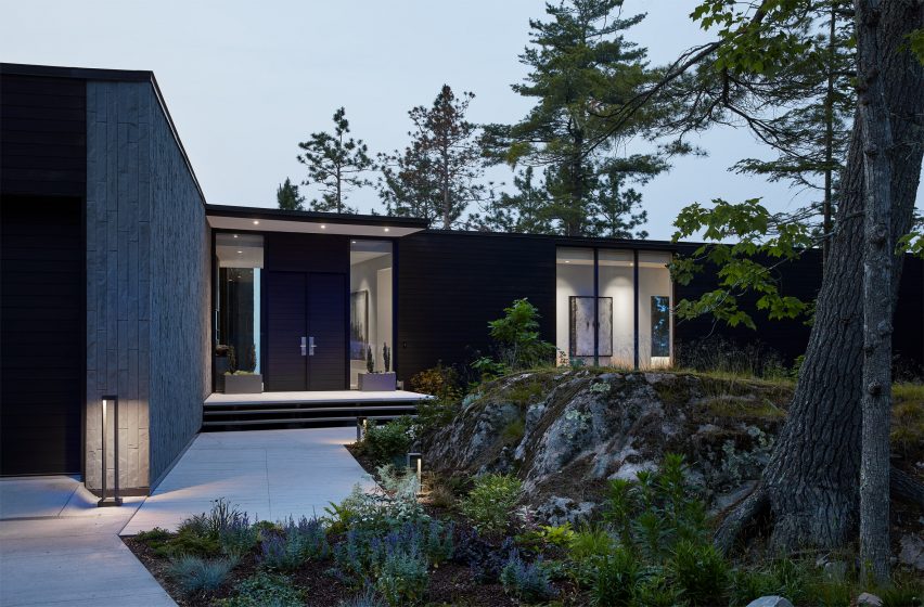 X House by Snow Kreilich