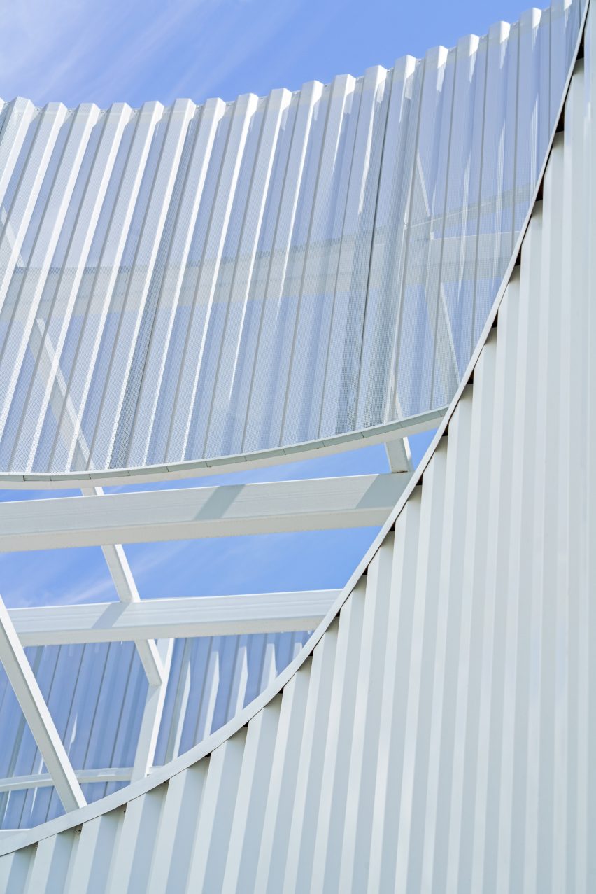 aluminium screen