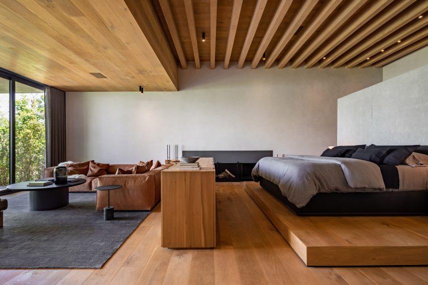 Izar houses