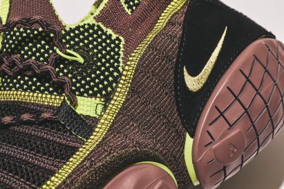 Nike ISPA