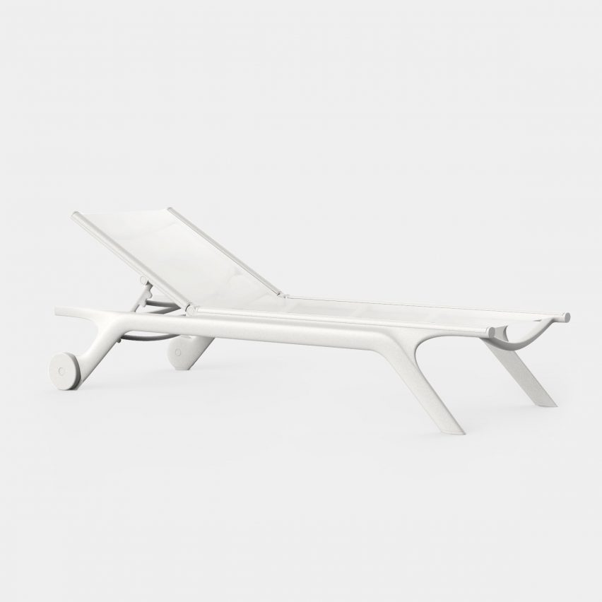 Africa sun lounger by Vondom