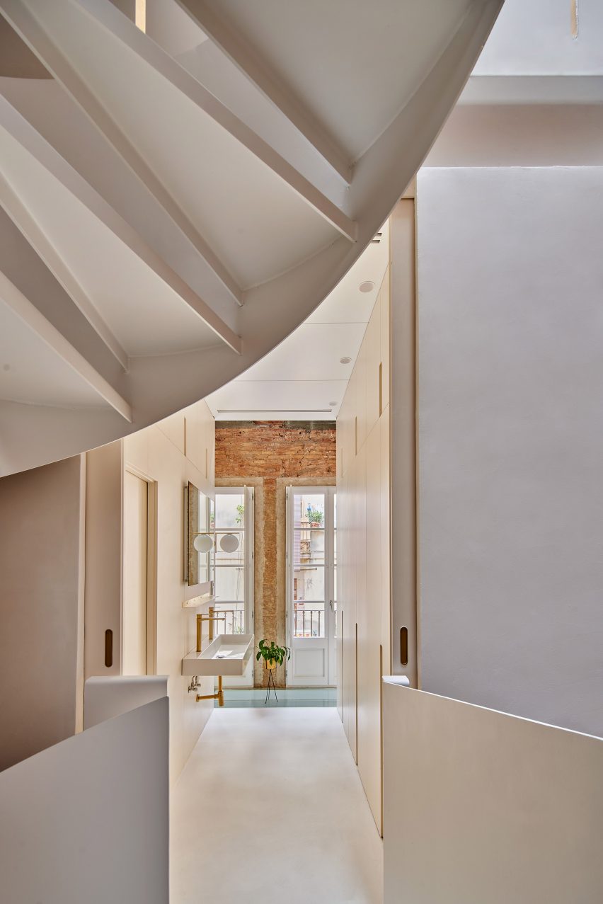 Interior of BSP20 House by Raúl Sánchez Architects