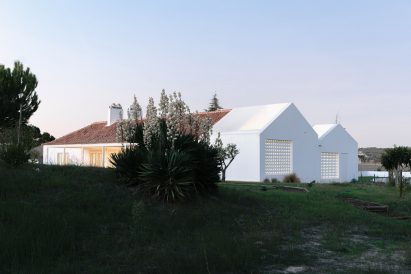 Casa Mãe farmhouse extension