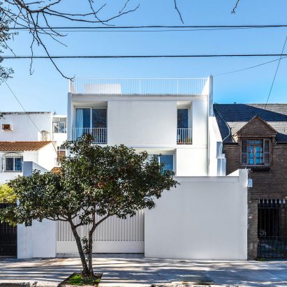 Casa Tronador viewed from the street