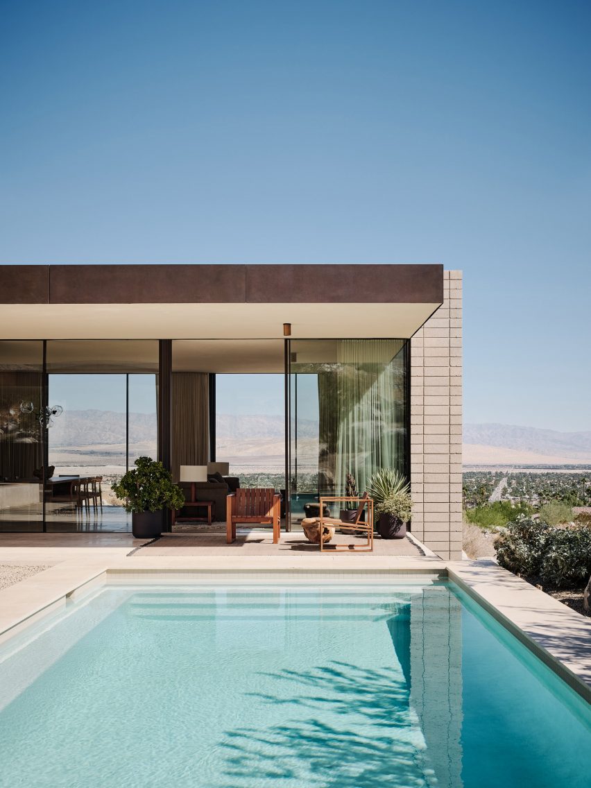 Desert Palisades house by Woods + Dangaran
