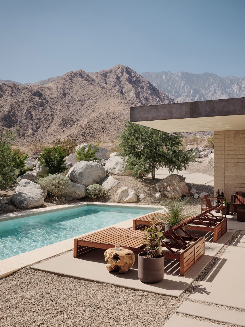 Desert Palisades house by Woods + Dangaran