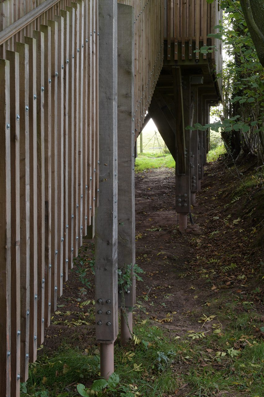 Exterior of Drovers' Bough cabin by Akin Studio