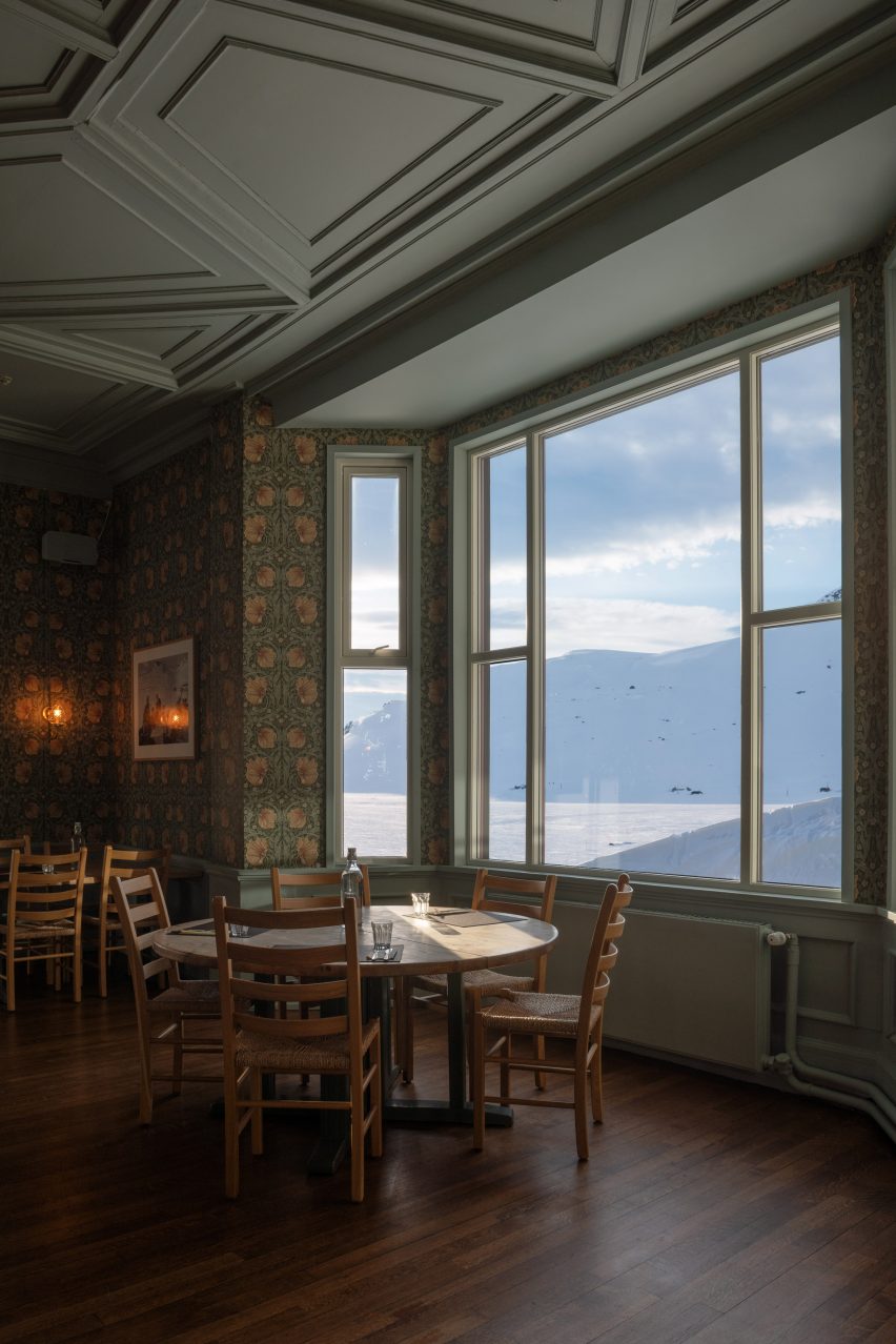 Interiors of Norway's Finse 1222 hotel, designed by Snøhetta