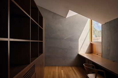 Study inside Australian home by Christopher Furminger