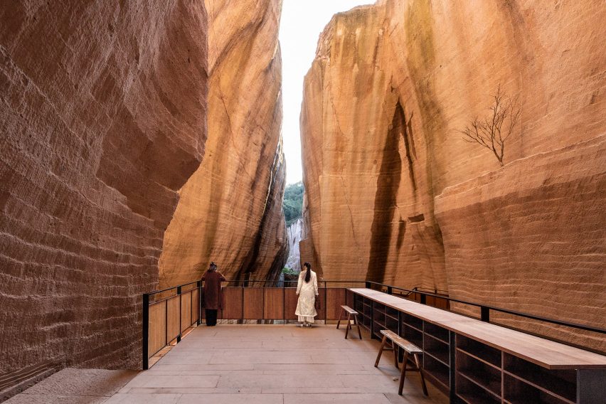 Renovated stone quarry by DnA_Design and Architecture in China