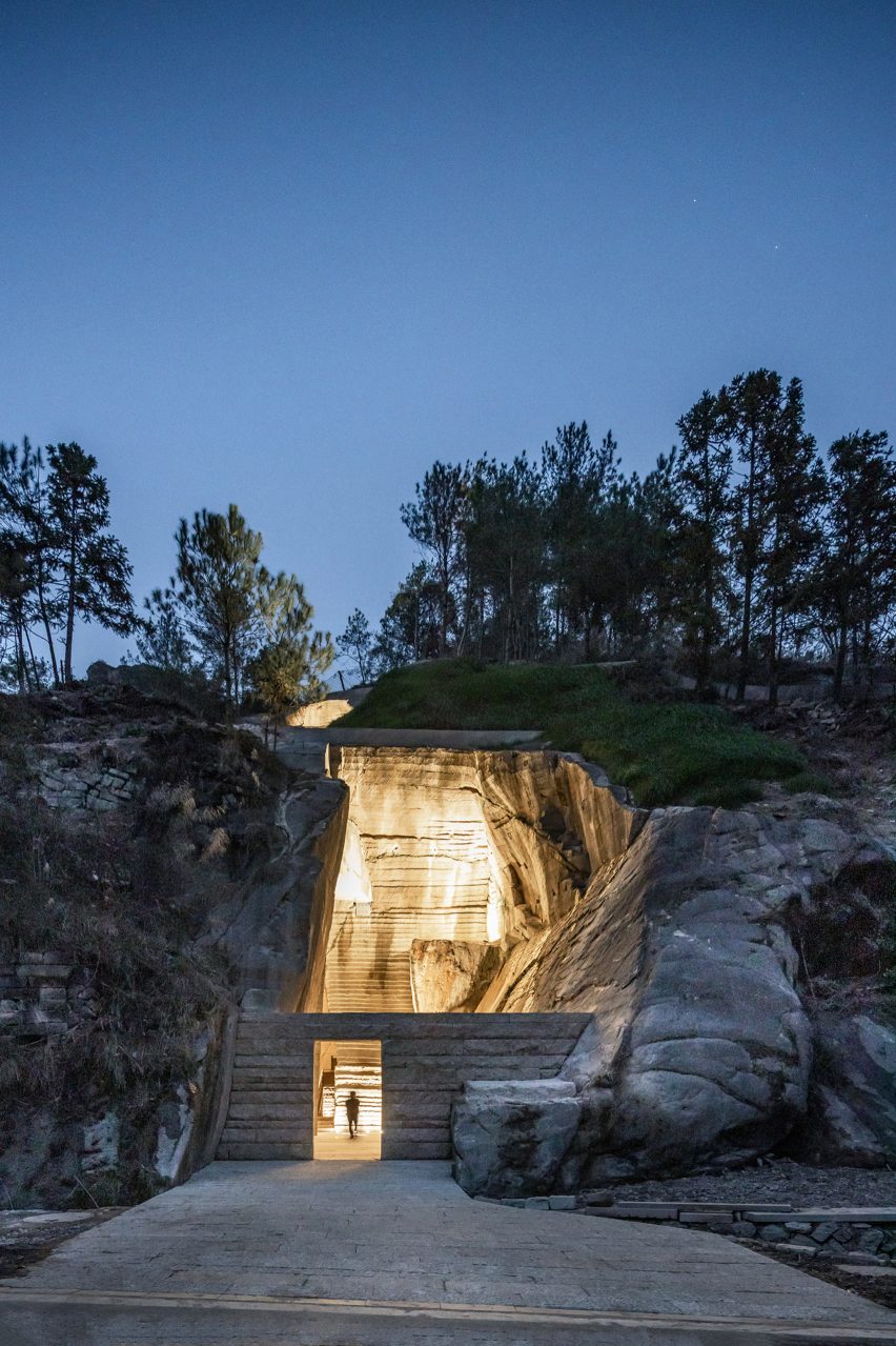 Renovated stone quarry by DnA_Design and Architecture in China