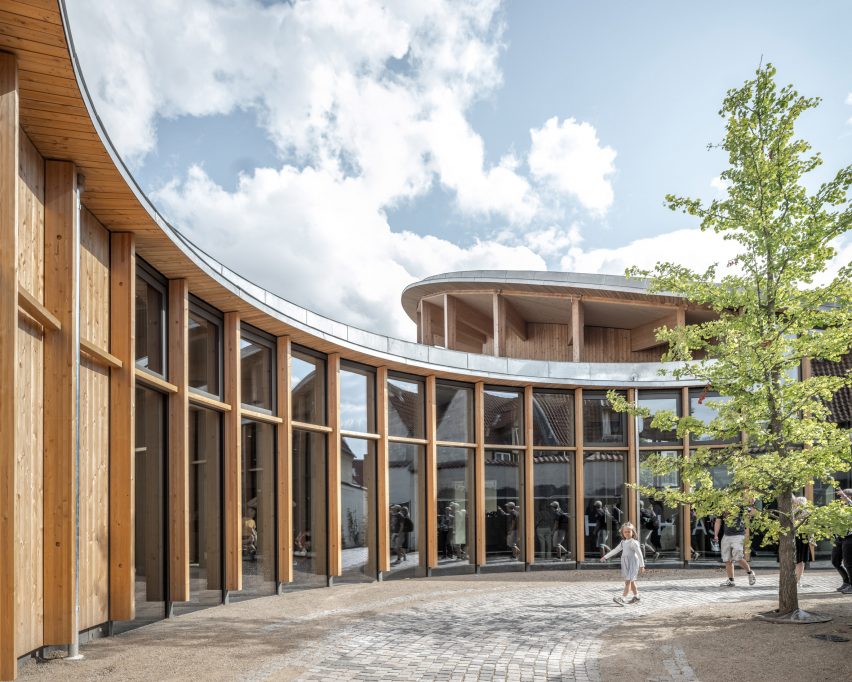 HC Anderson hus by Kengo Kuma opens in Denmark